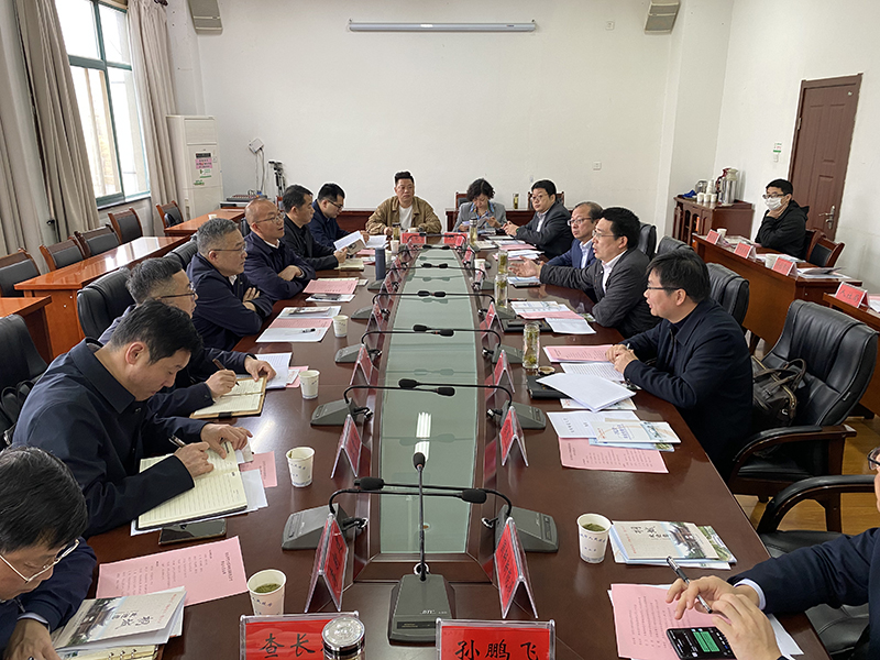 beat365中国官方网站校领导赴安庆桐城市开展访企拓岗促就业专项调研。beat365中国官方网站供图